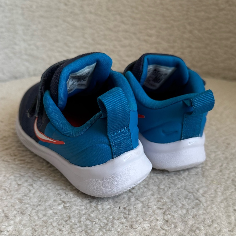 Nike Kids Navy Blue Sneakers | 6C - Picture 4 of 9